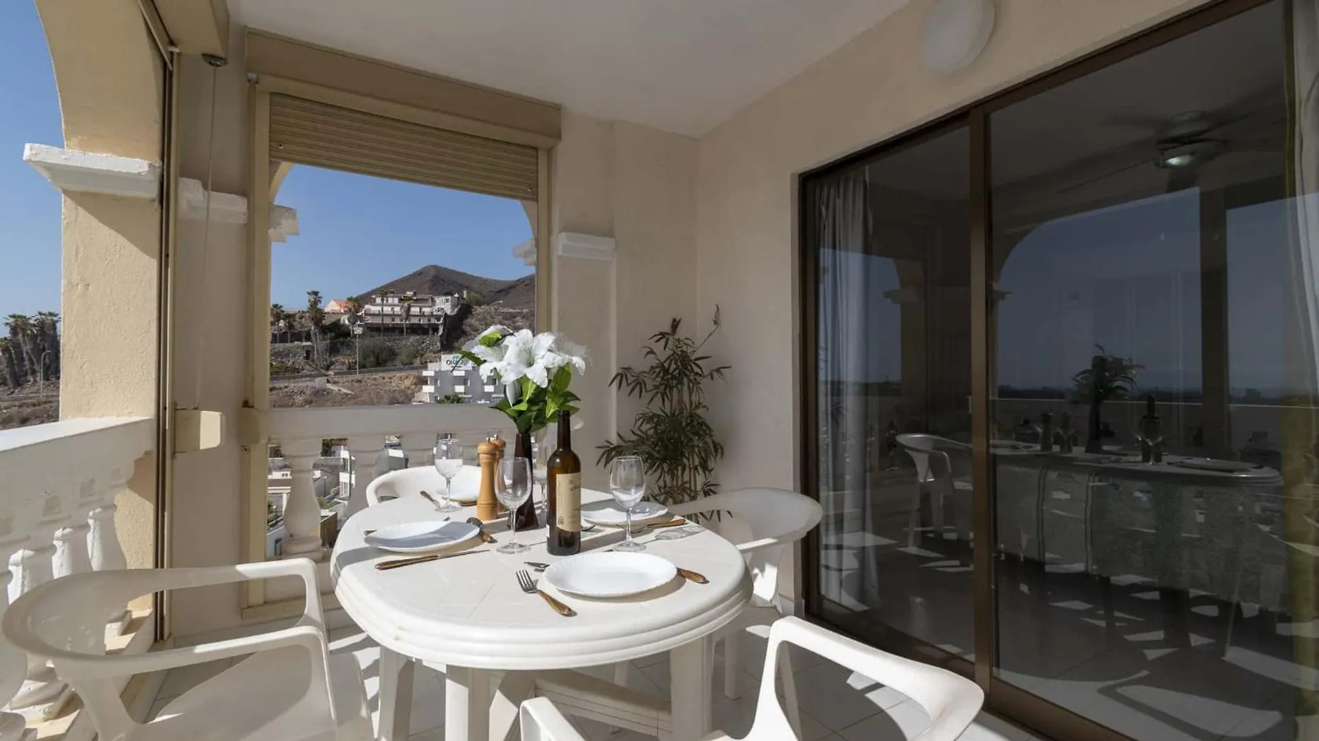 Castle Harbour 5 Apartment Los Cristianos  Spain