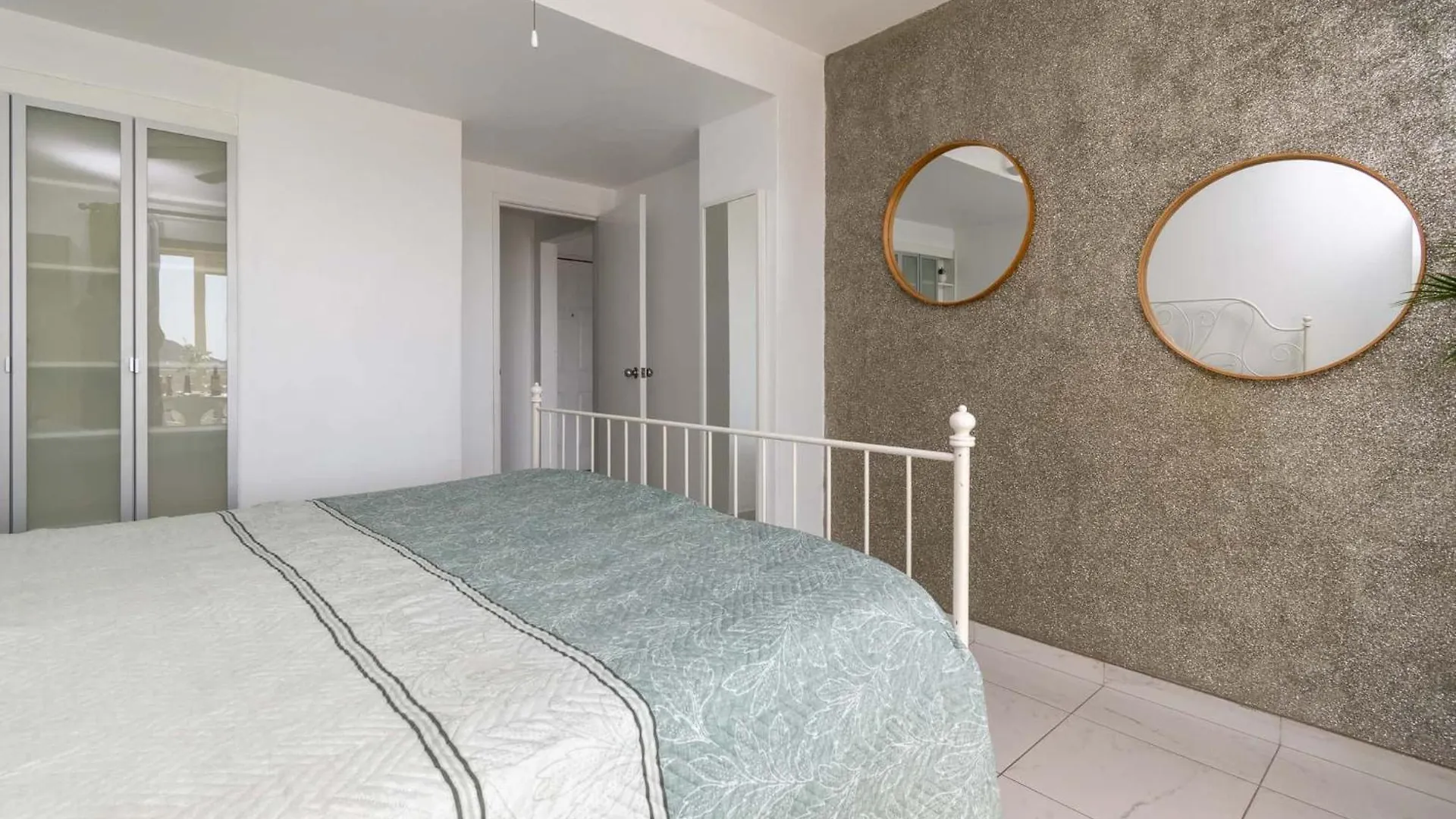 Castle Harbour 5 Apartment Los Cristianos  Spain