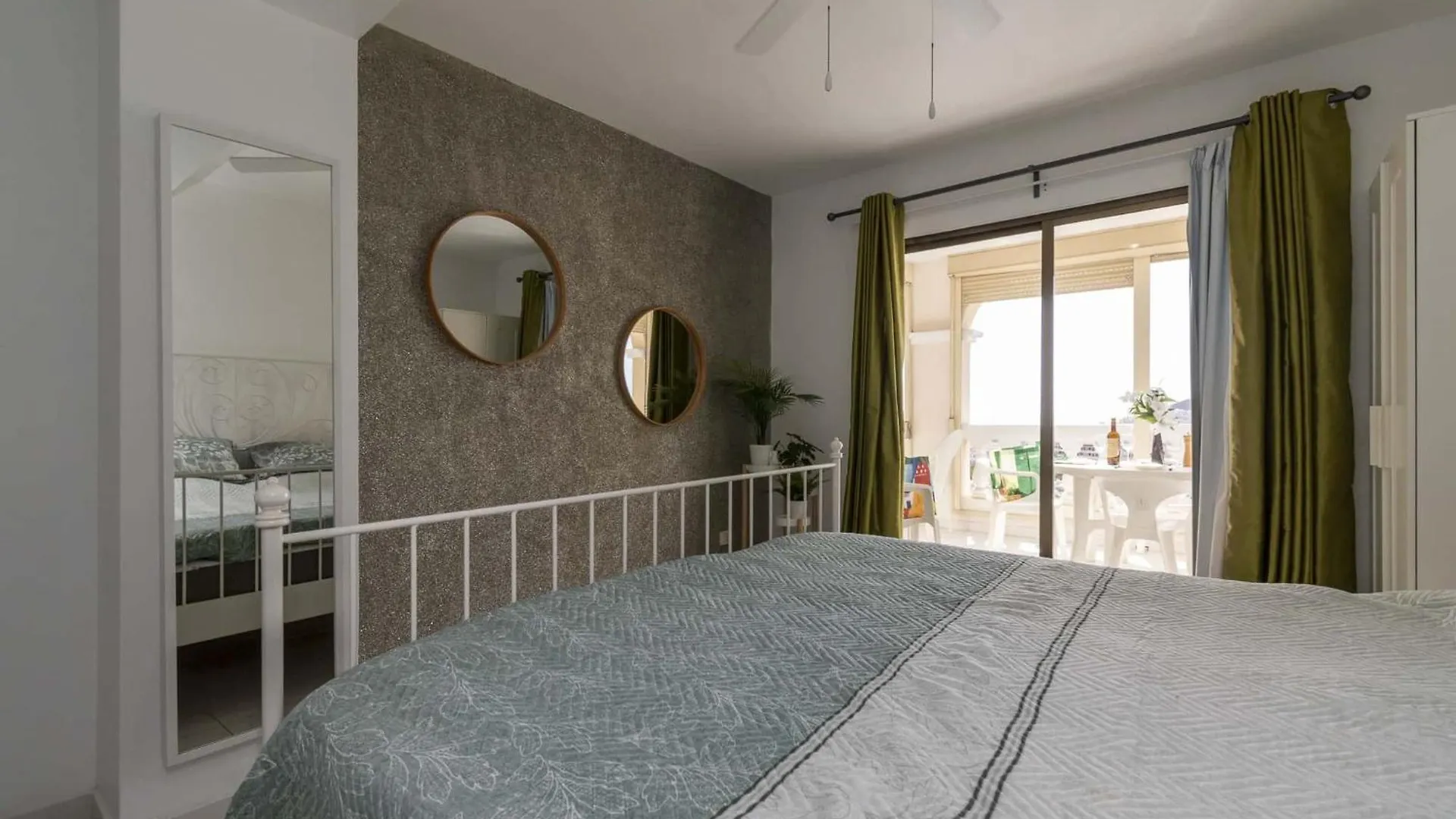Castle Harbour 5 Apartment Los Cristianos   Los Cristianos (Tenerife)